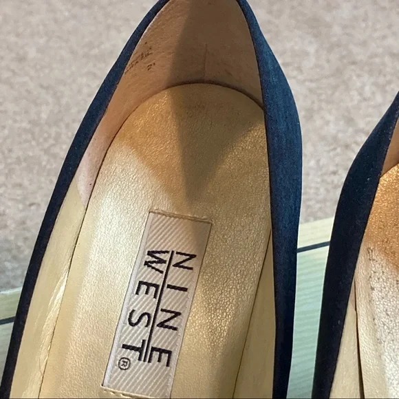 Nine West N-Dalton3 Black Satin Pump Size 7.5 - Picture 4 of 13